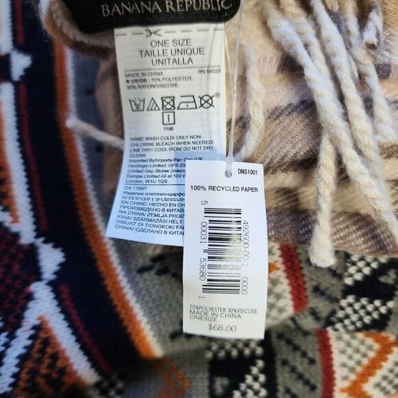 Banana Republic plaid scarf / wrap - Picture 3 of 3